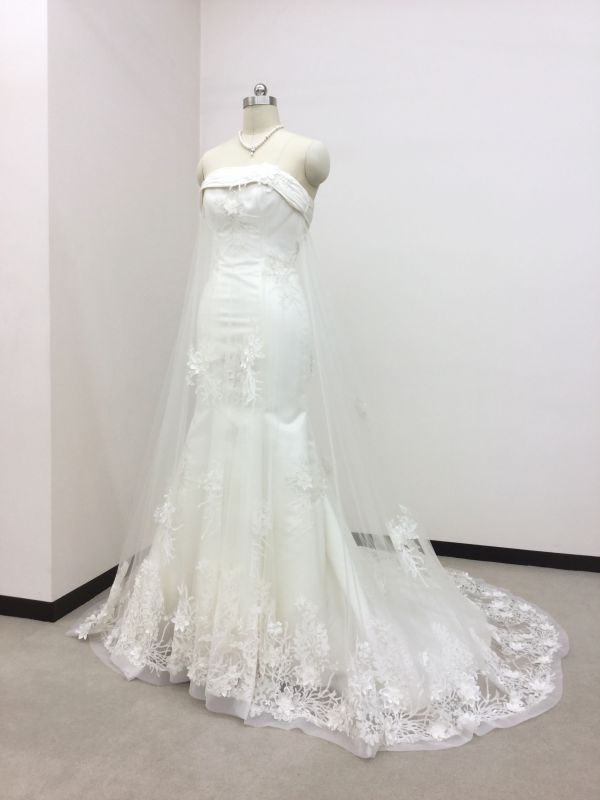 ウェディングドレス マーメイドライン ¥119,000,- ウェディングドレス 