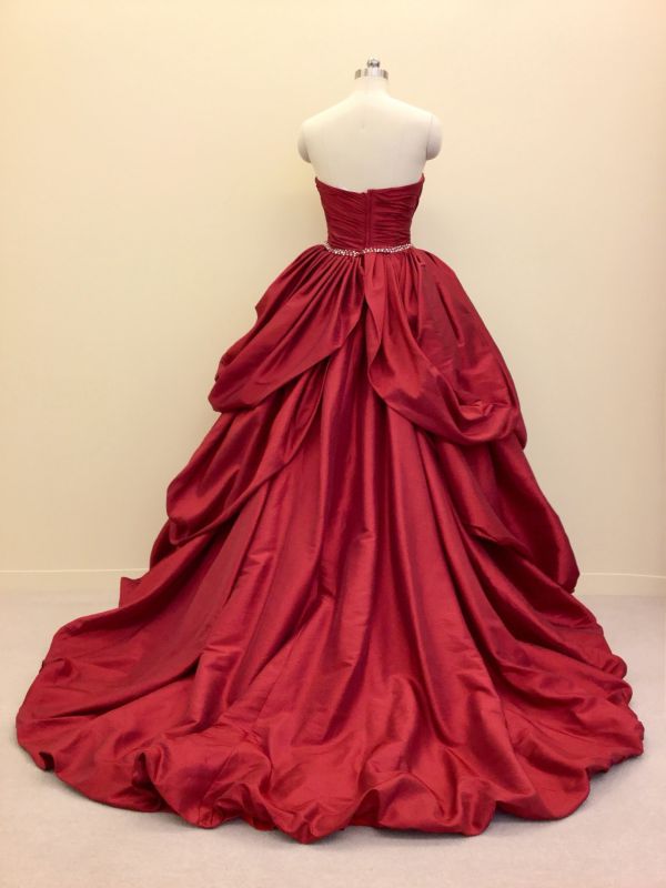 カラードレス 赤 ¥119,000,- ウェディングドレスセール1万円から販売 日本最大級アウトレットセール店 | ドレセルウェディングドレス