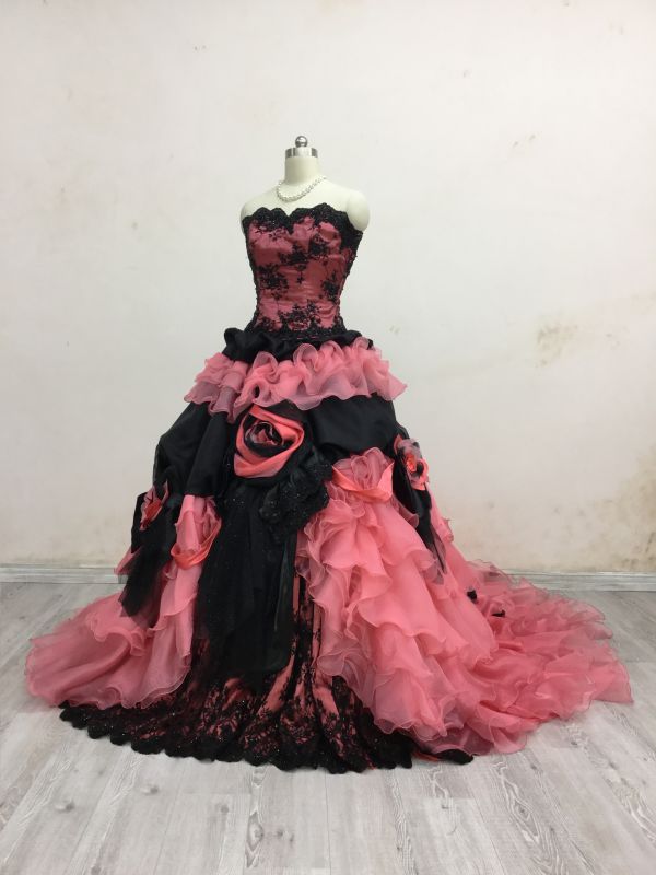 カラードレス 華やかなローズピンク×ブラック - ウェディングドレス 