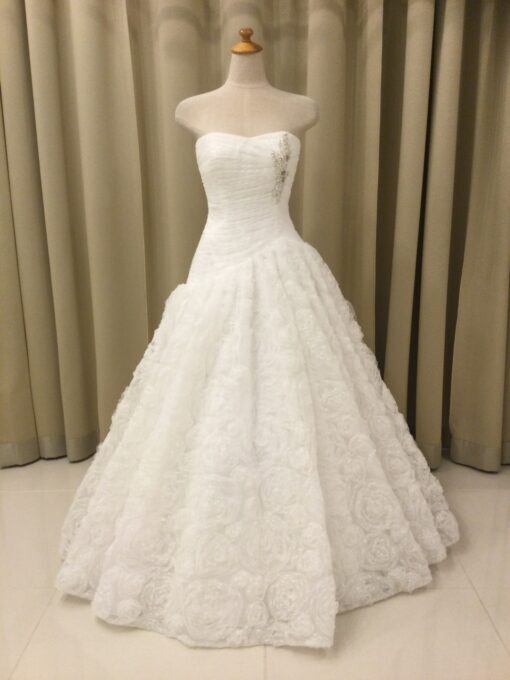 【新品未使用】定価20万円→9万円約9〜11号ウェディングドレス 1R3A0042-retouch1-