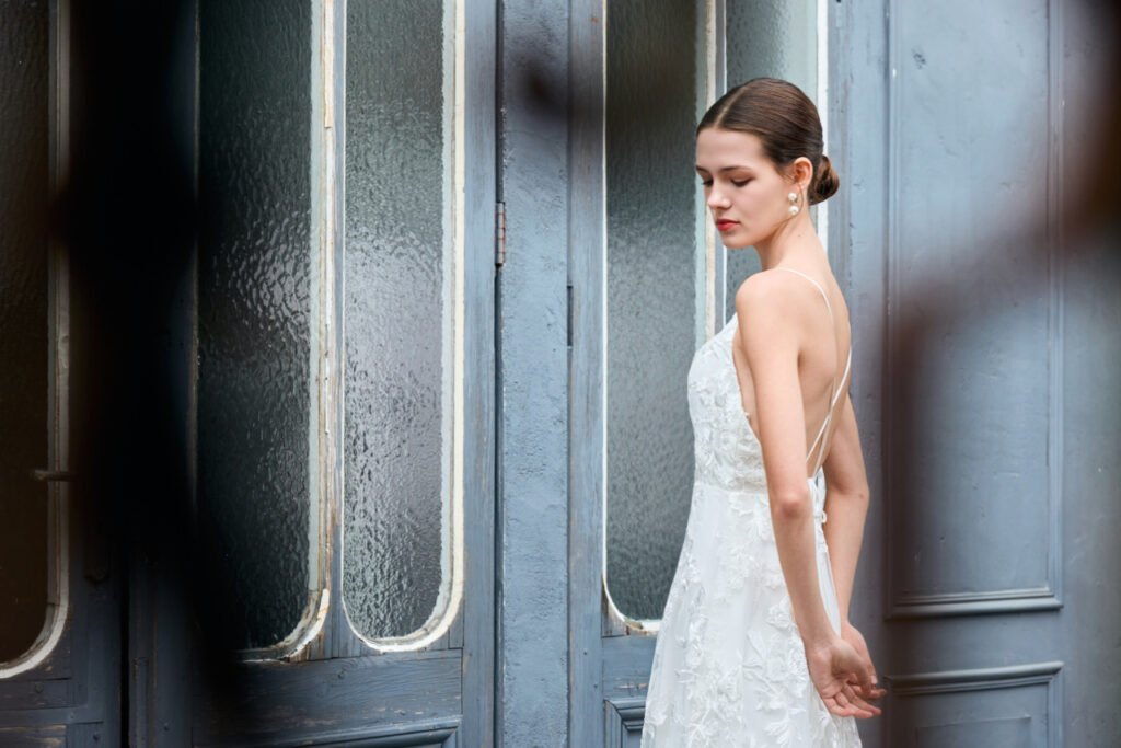 ウェディングドレス　購入