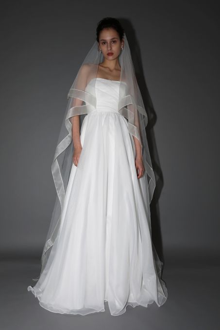 ウェディングドレス 東京 パフスリーブ オーガンジー