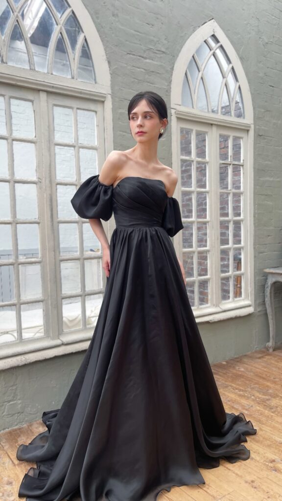 カラードレス　黒