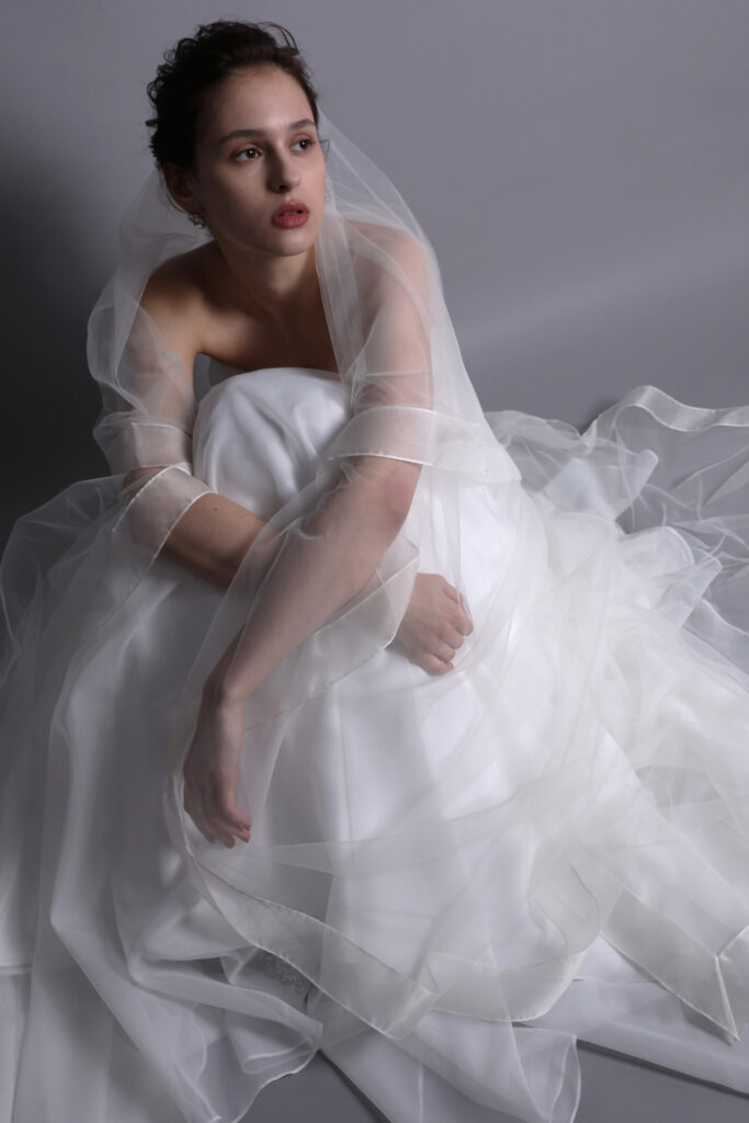 ウェディングドレス レンタル パフスリーブ オーガンジー