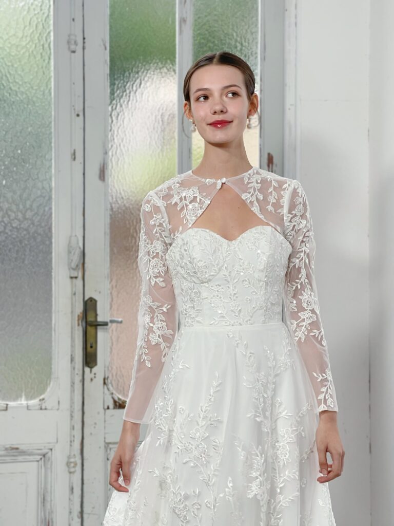 ウェディングドレス レース