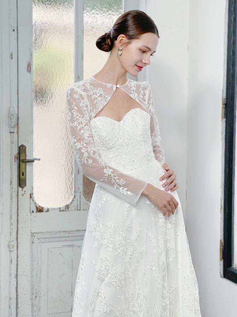 ウェディングドレス レース 安い