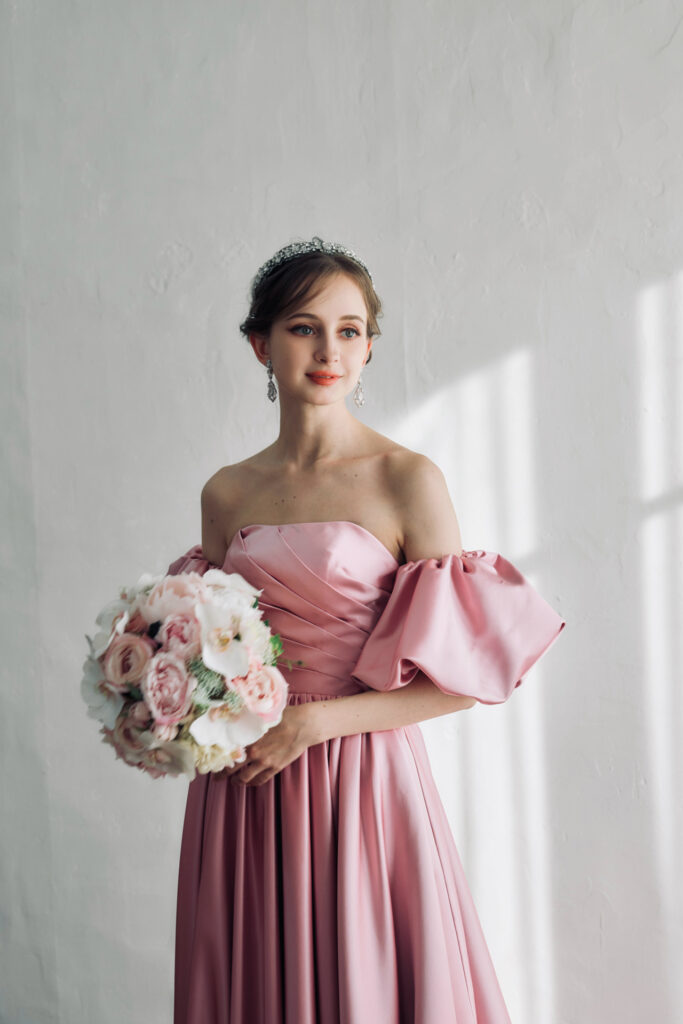 カラードレス ピンクサテン パフスリーブ取り外し可