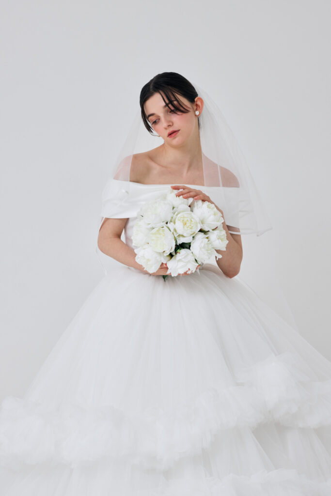 ウェディングドレス　レンタル