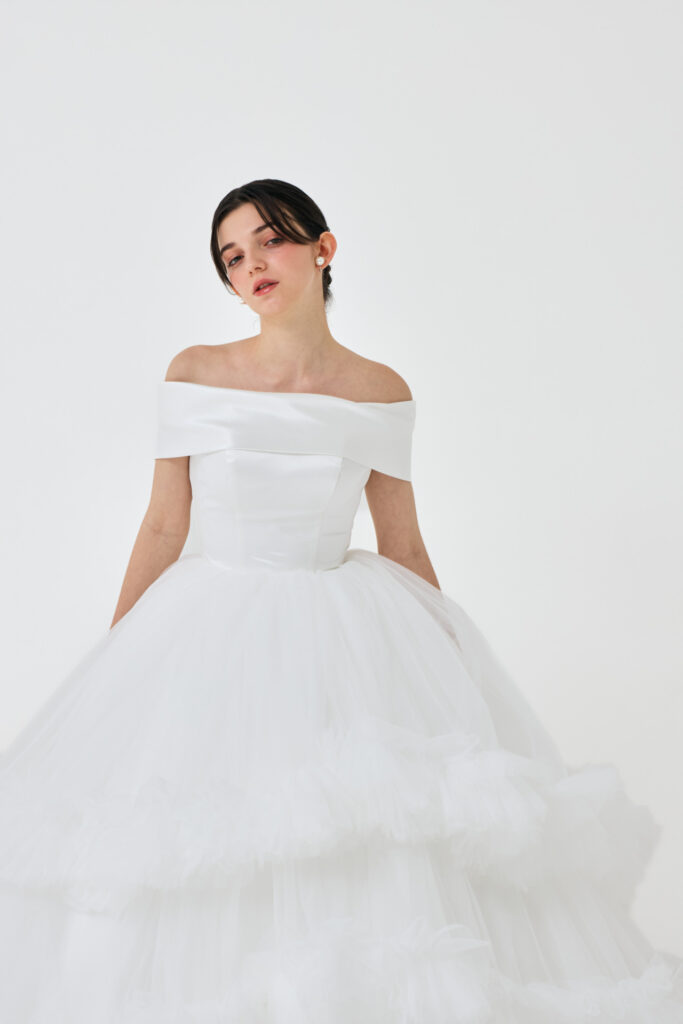 ウェディングドレス　安い